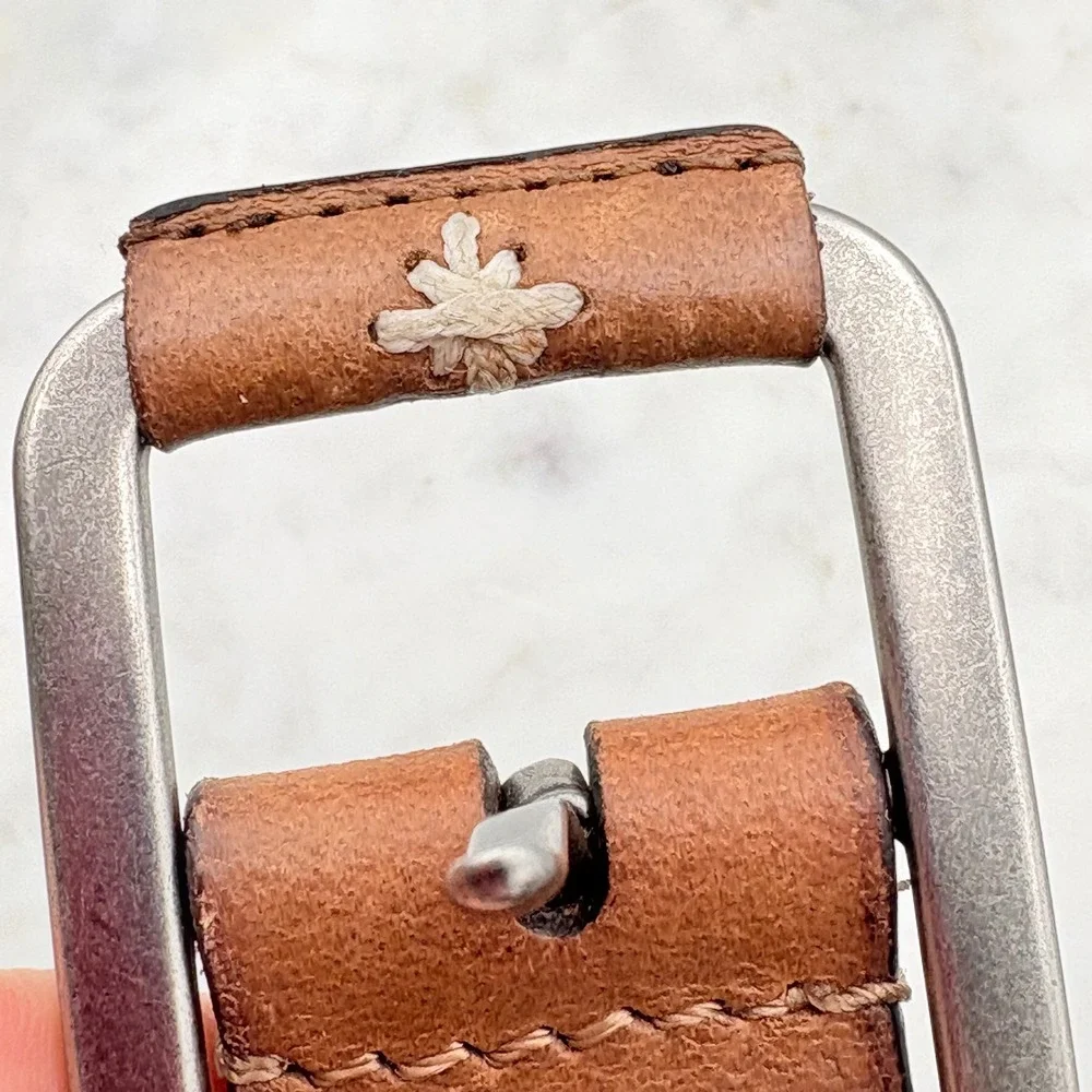 Frye Leather Belt Women 32 Medium Brown Silver Buckle Grommet Star Boho Y2K FLAW
